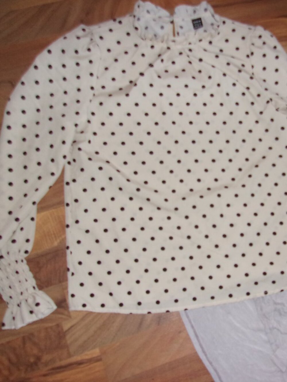 size small womens black white long sleeve casual dress shirt career wear